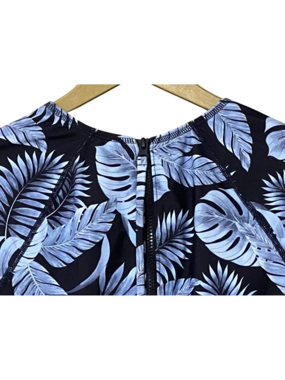 Hurley Womens L Blue Floral Long Sleeve One Piece Swimsuit UPF 50 Surf